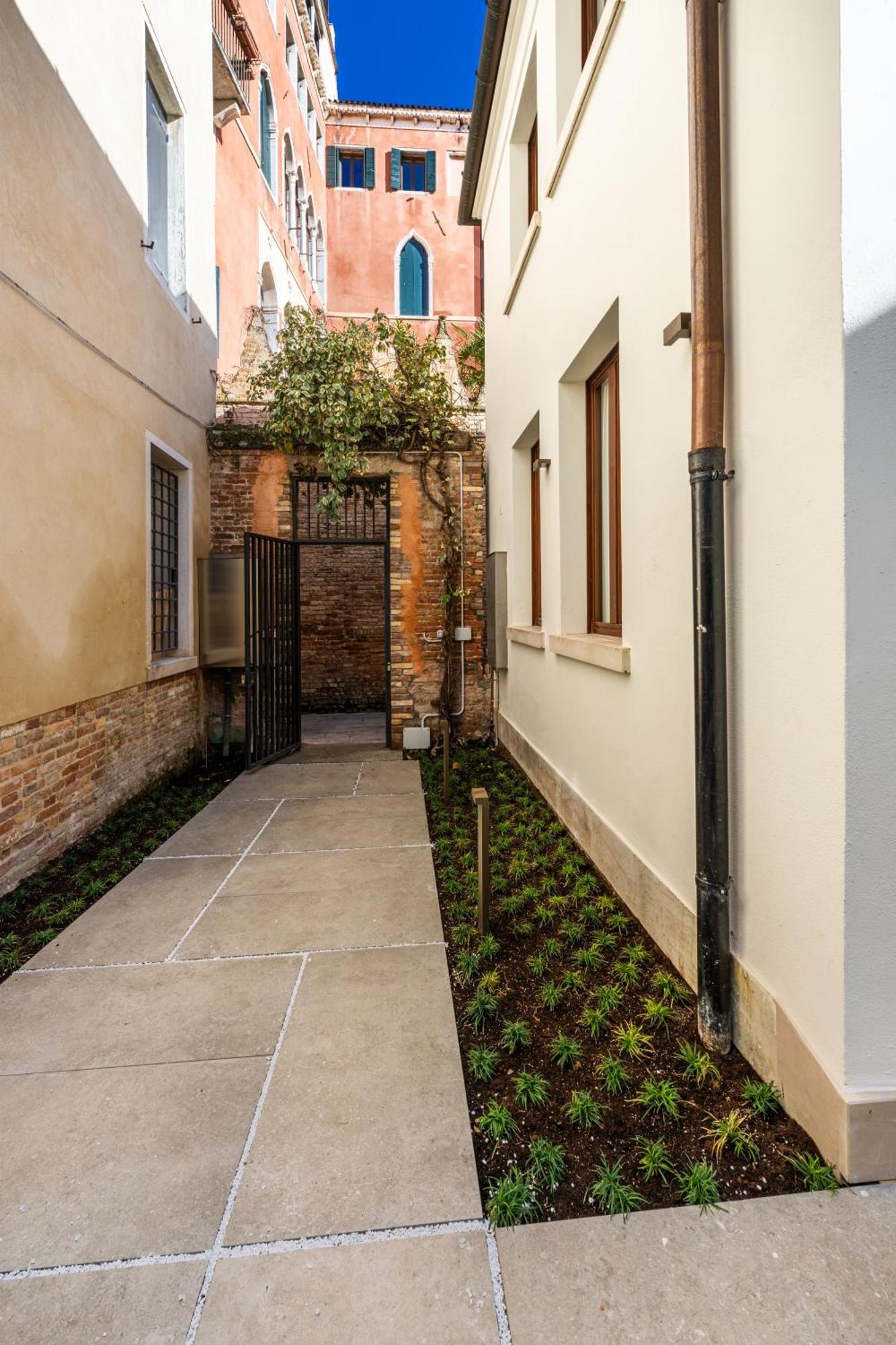 Acca Venice