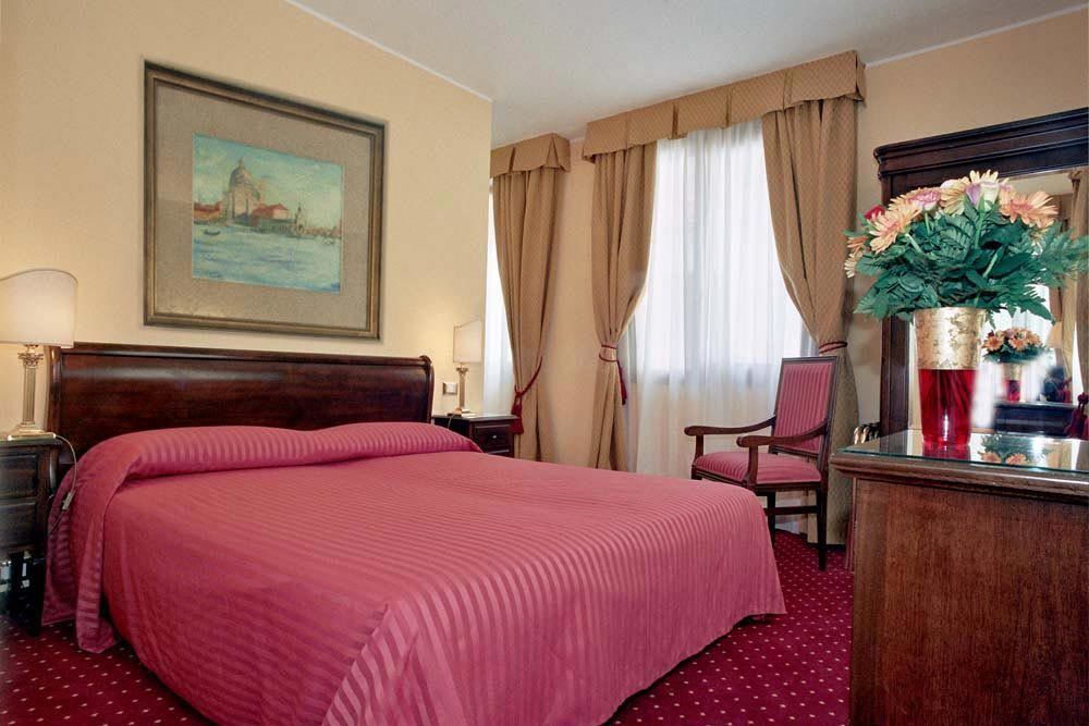 Acca Venice